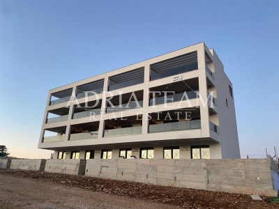 Apartmán, 2 ložnice + obývací pokoj