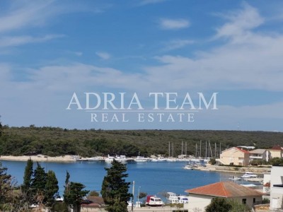 Apartmán, 2 ložnice + obývací pokoj