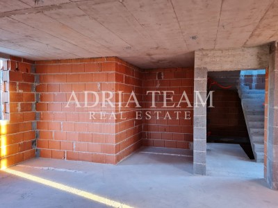 Apartmán, 2 ložnice + obývací pokoj
