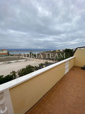Apartmán, 2 ložnice + obývací pokoj