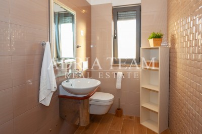 Apartmán, 3 ložnice + obývací pokoj