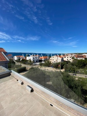 Apartmán, 3 ložnice + obývací pokoj