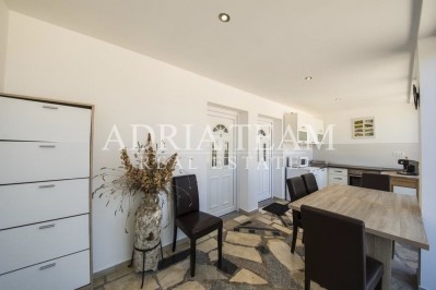 Apartmán, 2 ložnice + obývací pokoj