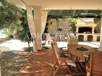 Apartmán, 3 ložnice + obývací pokoj