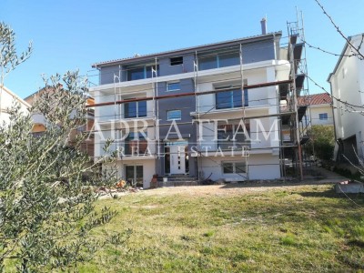 Apartmán, 2 ložnice + obývací pokoj