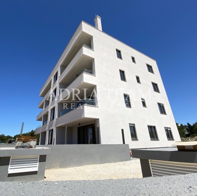 Apartmán, 2 ložnice + obývací pokoj