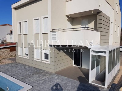 Apartmán, 2 ložnice + obývací pokoj