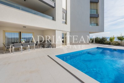 Apartmán, 3 ložnice + obývací pokoj