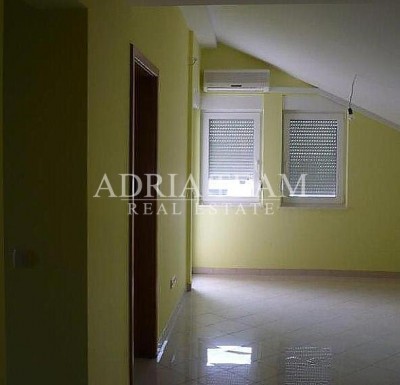 Apartmán, 4 ložnice + obývací pokoj