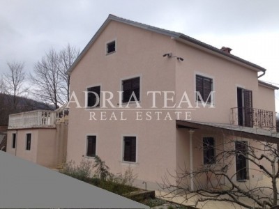 Dům, Samostatně stojící