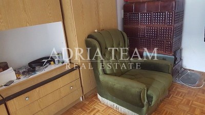 Byt, 2 ložnice + obývací pokoj