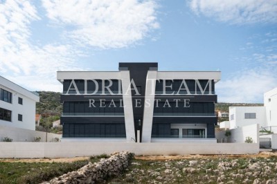 Apartmán, 2 ložnice + obývací pokoj