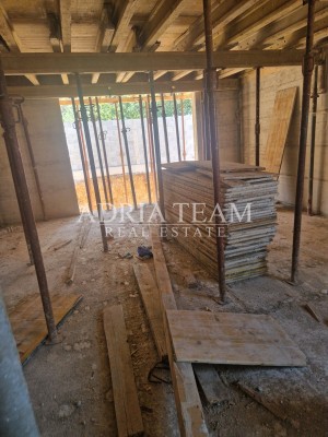 Apartmán, 2 ložnice + obývací pokoj