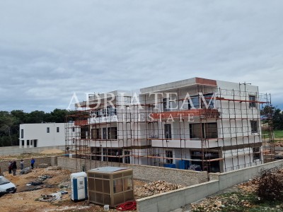 Apartmán, 2 ložnice + obývací pokoj