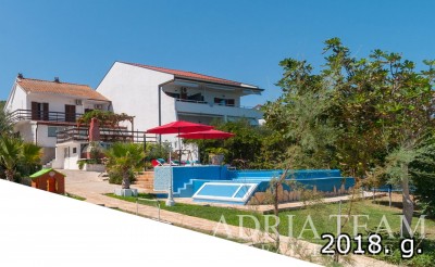 Dům, Samostatně stojící