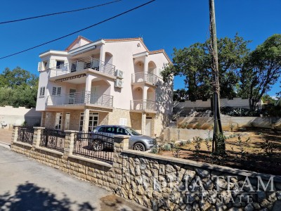 Dům, Samostatně stojící